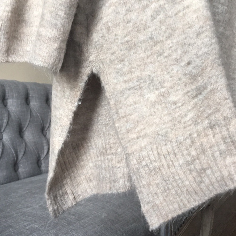 ✨Last ✨ Oversized Tunic/Sweater - Picture 6 of 8